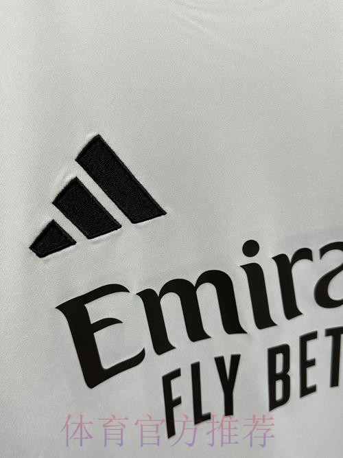 皇馬主場「包」冇甩拖 皇馬主場「包」冇甩拖